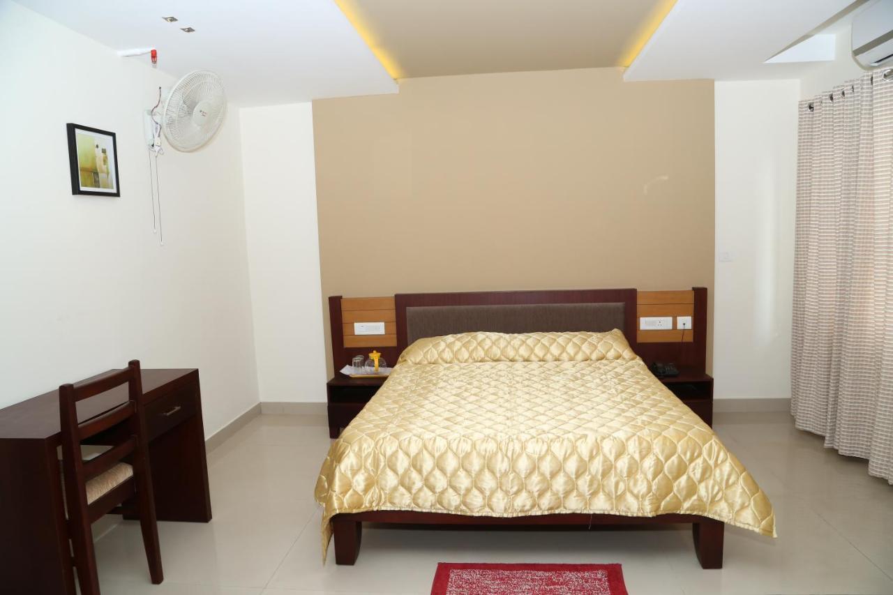 Hazmi Inn Perintalmanna Εξωτερικό φωτογραφία