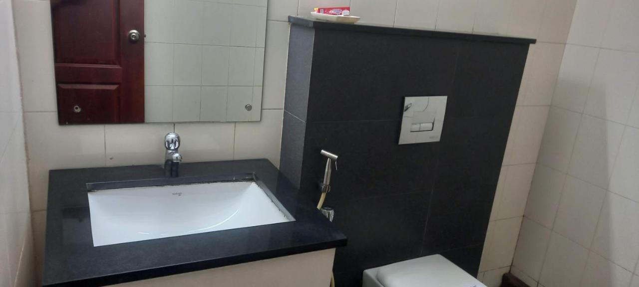 Hazmi Inn Perintalmanna Εξωτερικό φωτογραφία